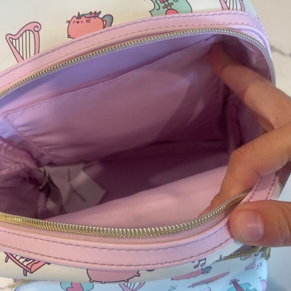 Loungefly pusheen the cat backpack - Picture 7 of 8